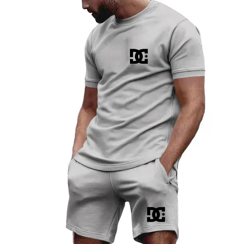 夏の新作メンズ半袖Tシャツと通気性のあるショートパンツのツー - Outdoor Sports Leisure のレビューと価格