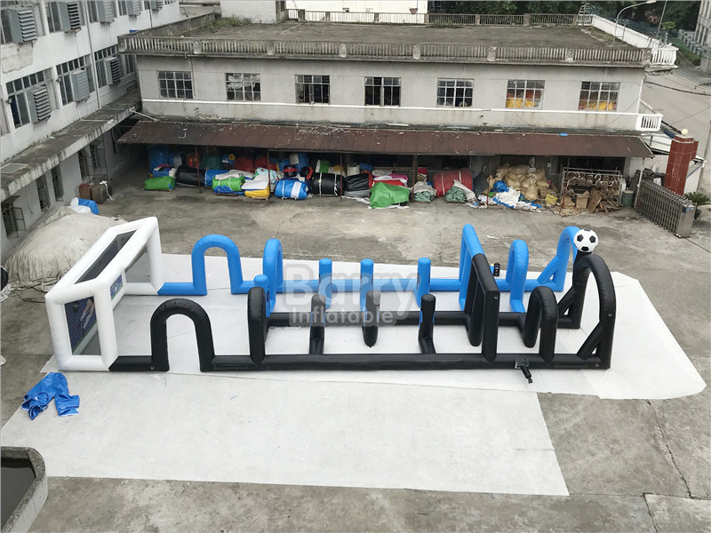 巨大なインフレータブルソープサッカー場、ゴール付きインフレー - Outdoor Sport Field のレビューと価格