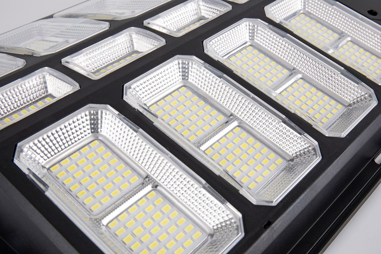 600W 800W 1200W ソーラー投光器 超高輝度 屋 - Outdoor Spotlight のレビューと価格